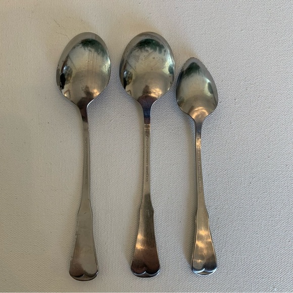 3 Oneida Community PATRICK HENRY Stainless Glossy 6.75" Spoons Grapefruit 6" Set - Picture 2 of 6